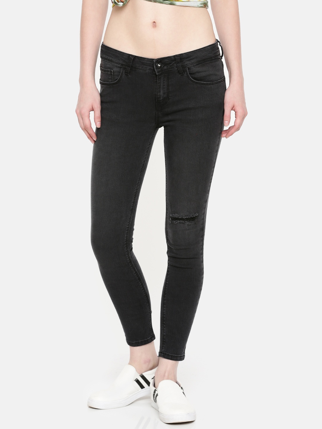 

Jealous 21 Women Black Super Skinny Fit Mid-Rise Slash Knee Stretchable Jeans