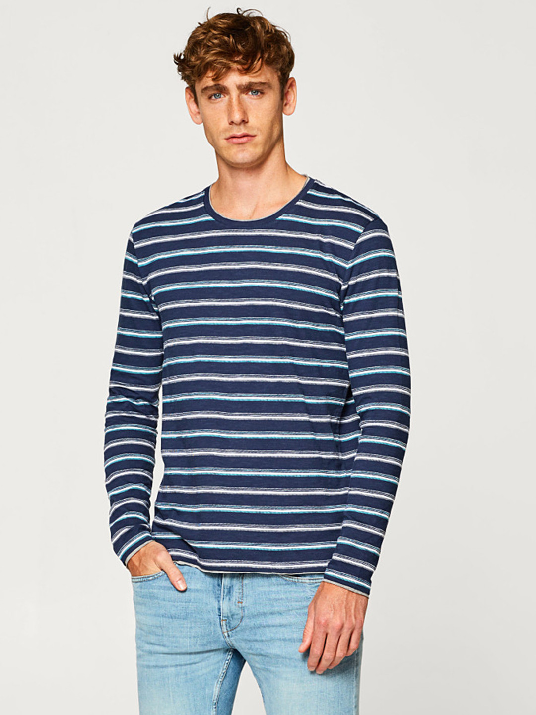

ESPRIT Men Navy Blue & White Striped Round Neck T-shirt