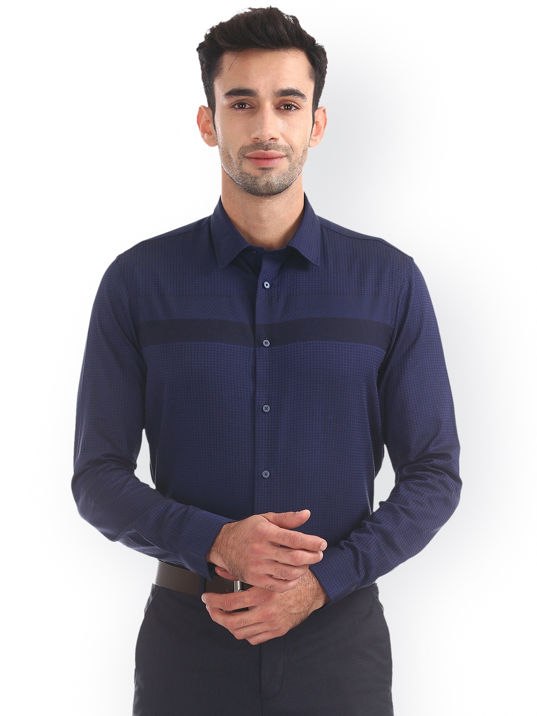 

Arrow Men Navy Blue Slim Fit Checked Casual Shirt