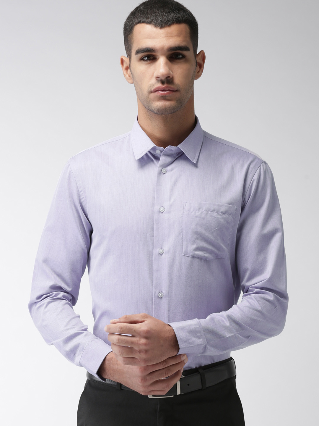 

Arrow Men Purple & White Slim Fit Self Design Formal Shirt