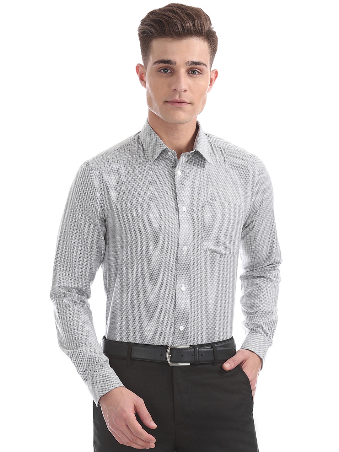 

Arrow Men Grey Slim Fit Solid Casual Shirt
