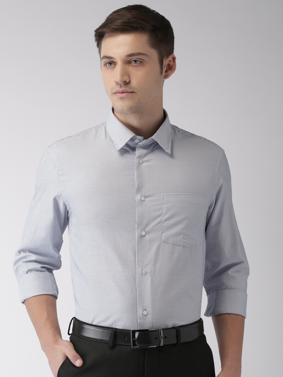 

Arrow Men White Slim Fit Printed Casual Shirt