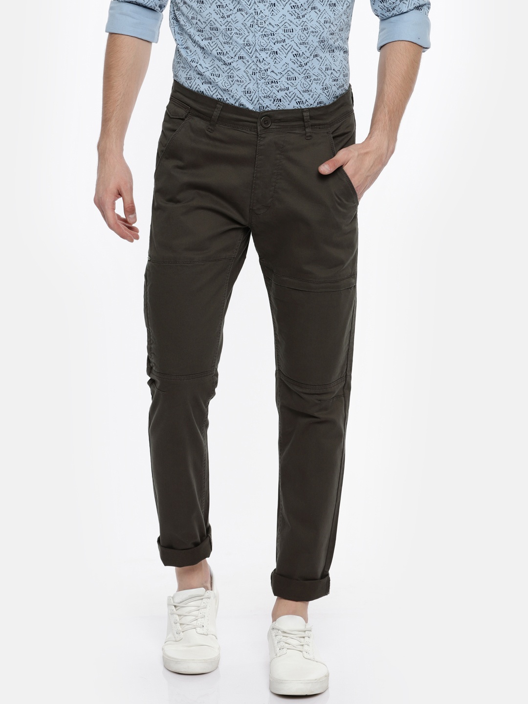 

SPYKAR Men Charcoal Grey Slim Fit Solid Trousers