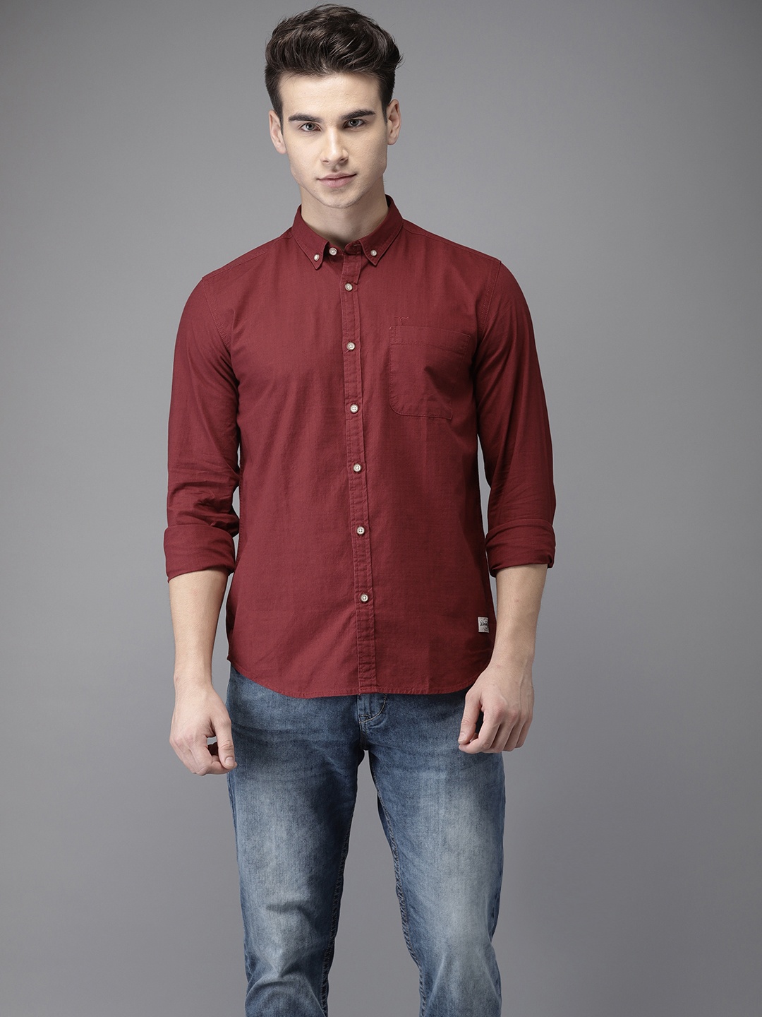 

Flying Machine Men Red Regular Fit Solid Casual Shirt