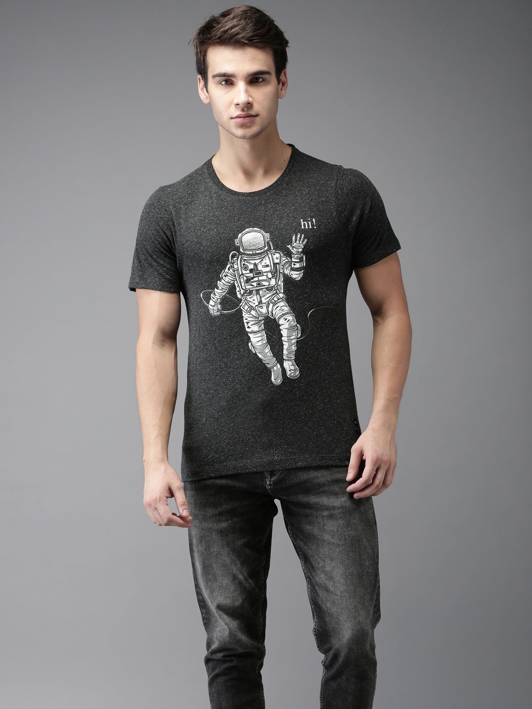 

Flying Machine Men Charcoal Grey Printed Round Neck T-shirt
