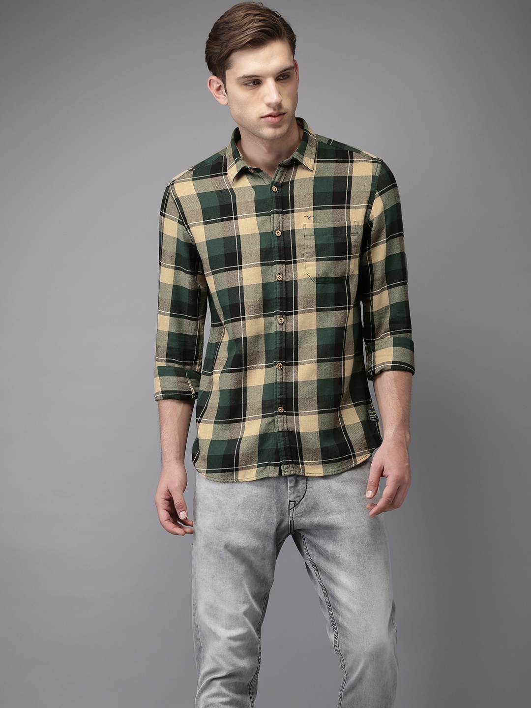 

Flying Machine Men Green & Beige Regular Fit Checked Casual Shirt