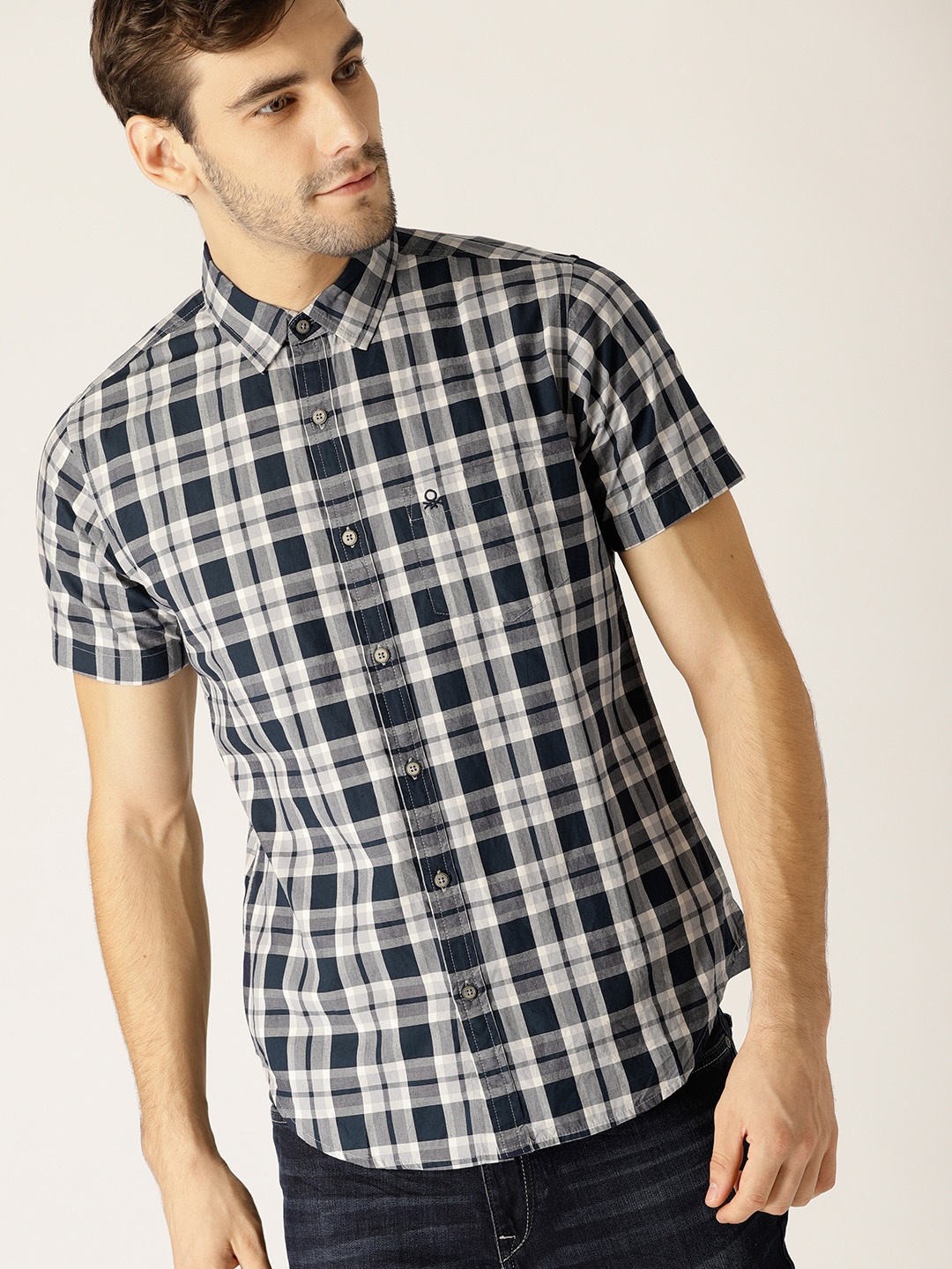 

United Colors of Benetton Men Navy Blue & White Checked Slim Fit Casual Shirt