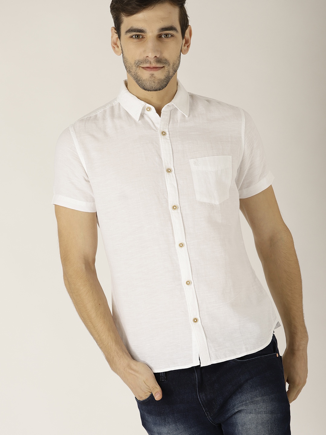 

United Colors of Benetton Men White Solid Slim Fit Casual Shirt
