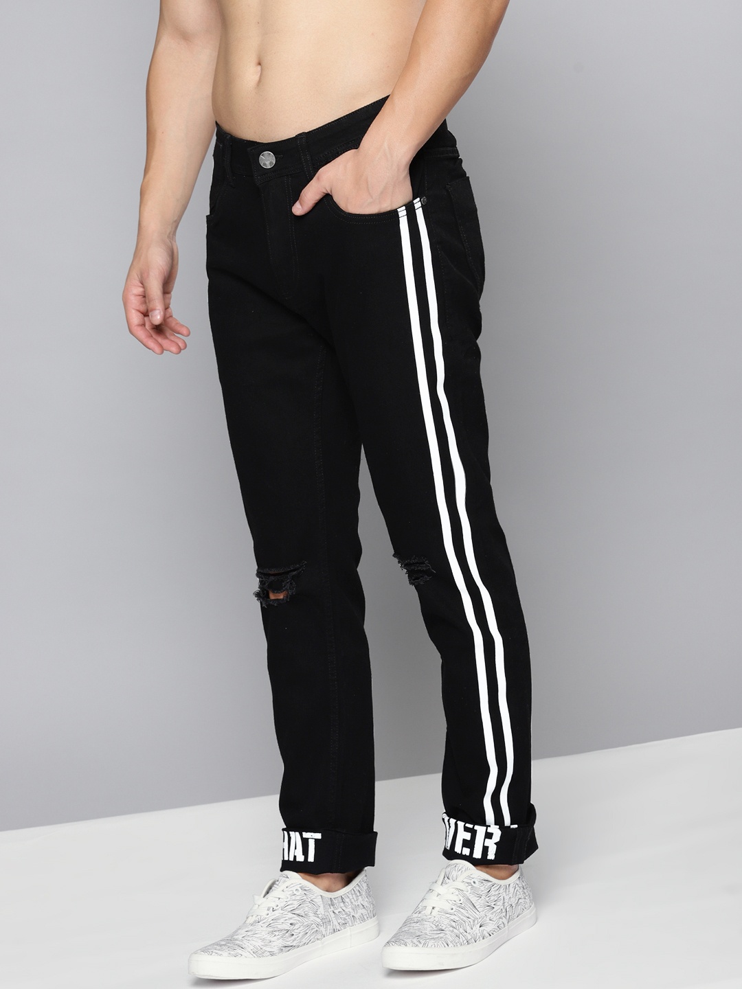

Kook N Keech Men Black Slim Fit Mid-Rise Slash Knee Stretchable Jeans