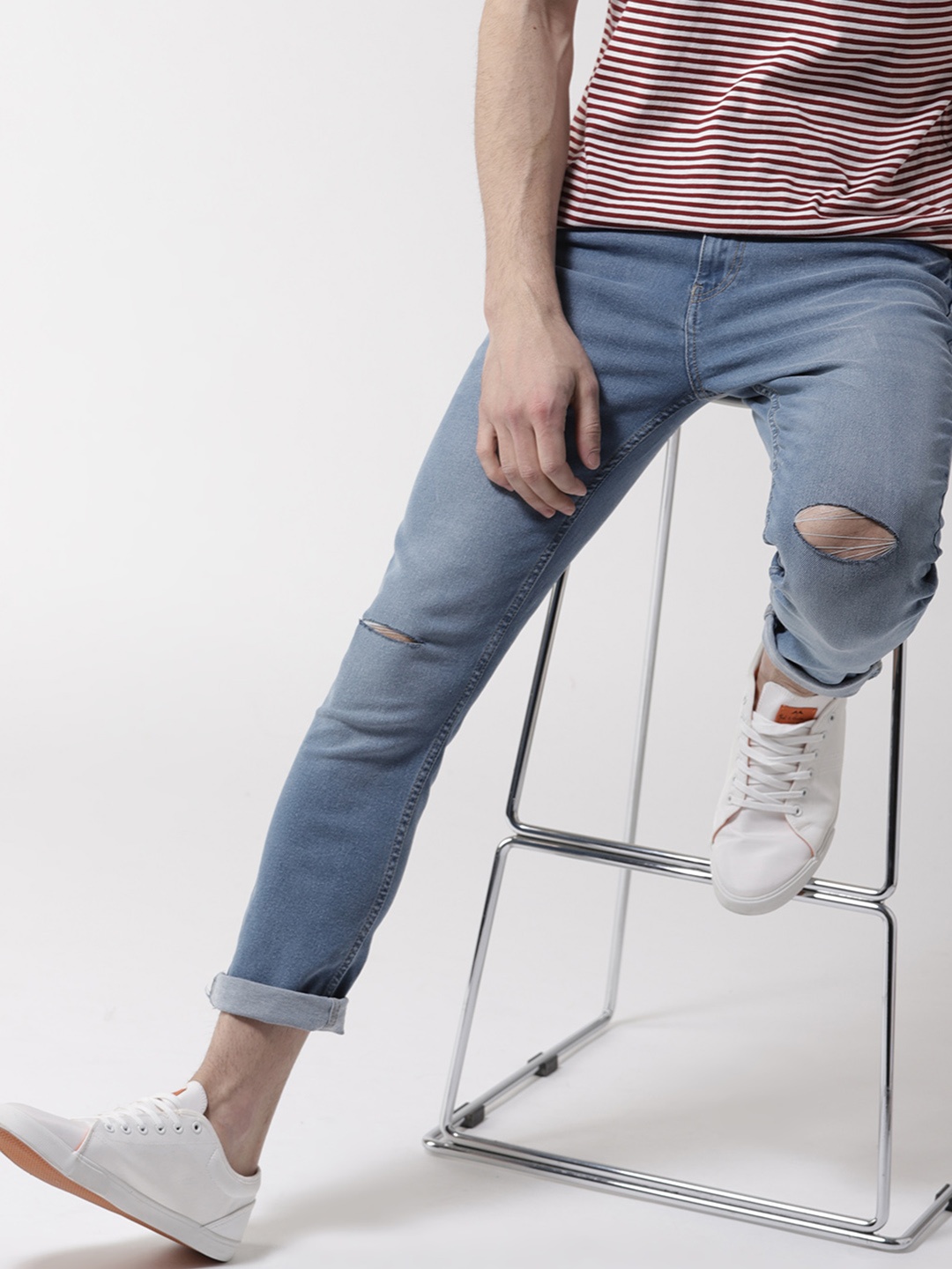 

Mast & Harbour Men Blue Skinny Fit Mid-Rise Slash Knee Stretchable Jeans