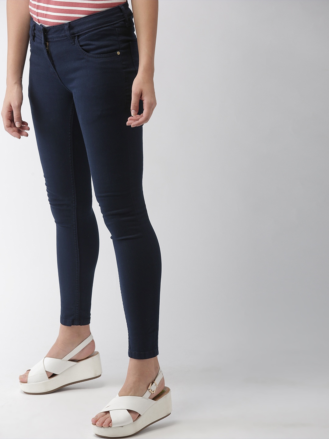 

Mast & Harbour Women Navy Blue Skinny Fit Mid-Rise Clean Look Stretchable Jeans