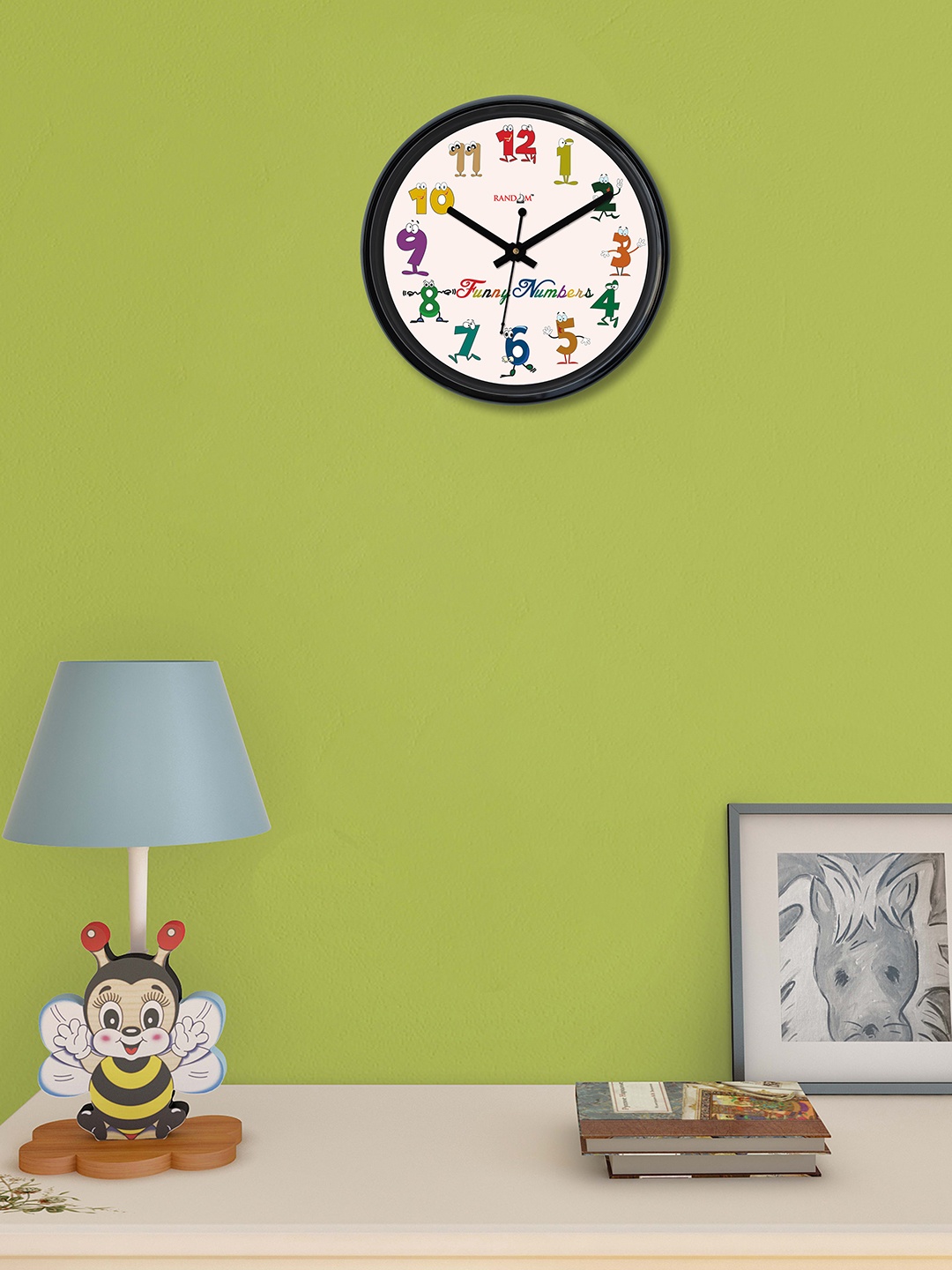 

RANDOM Cream-Coloured Round Printed Analogue Wall Clock