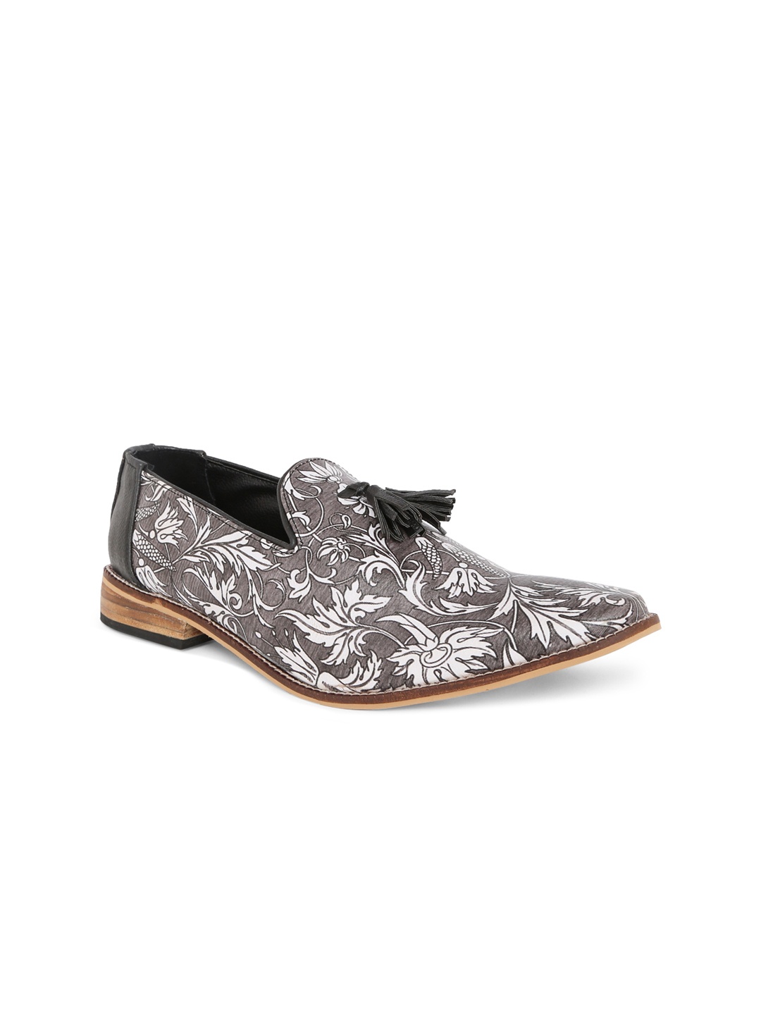 Kanvas Men Grey Printed Slip Ons