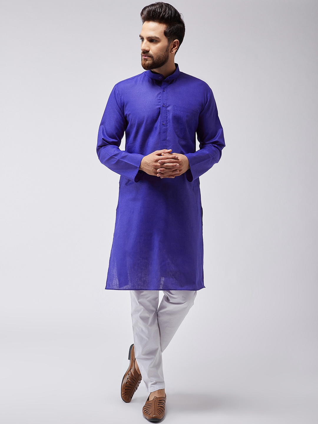 

SOJANYA Men Blue & White Solid Kurta with Churidar