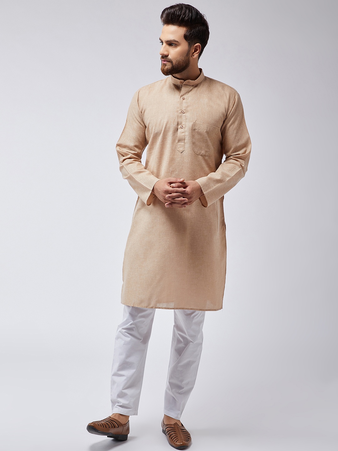 

SOJANYA Men Brown & White Solid Kurta with Pyjamas