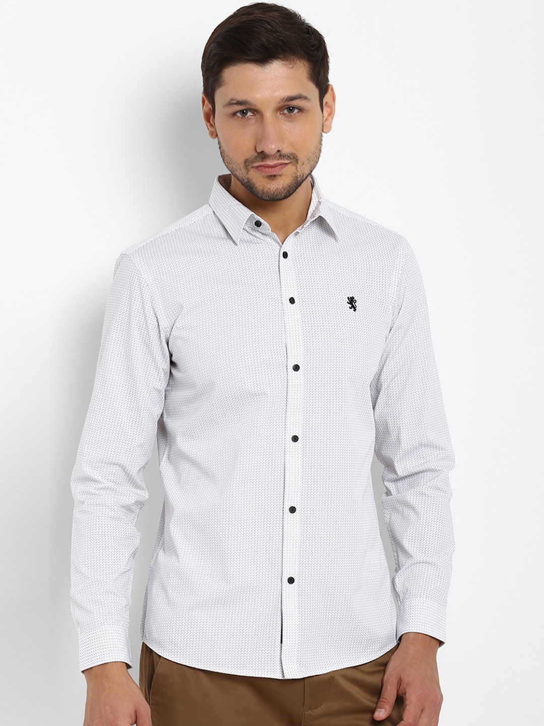 

Red Tape Men White Printed Casual Shirt