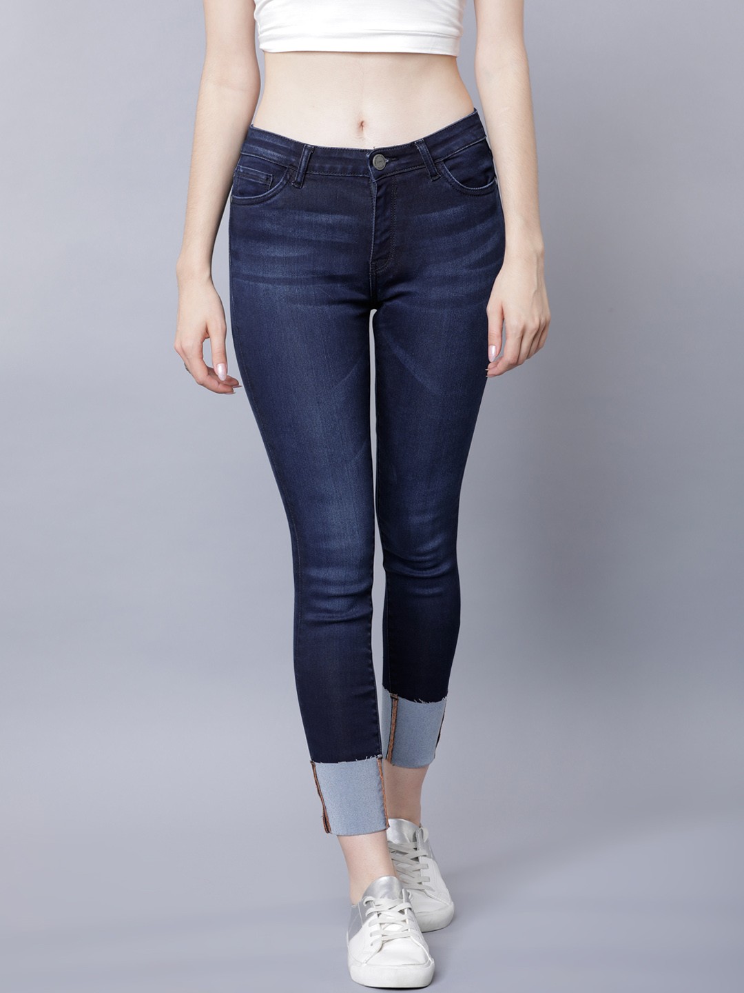 

Tokyo Talkies Women Navy Blue Super Skinny Fit Mid-Rise Clean Look Cropped Jeans