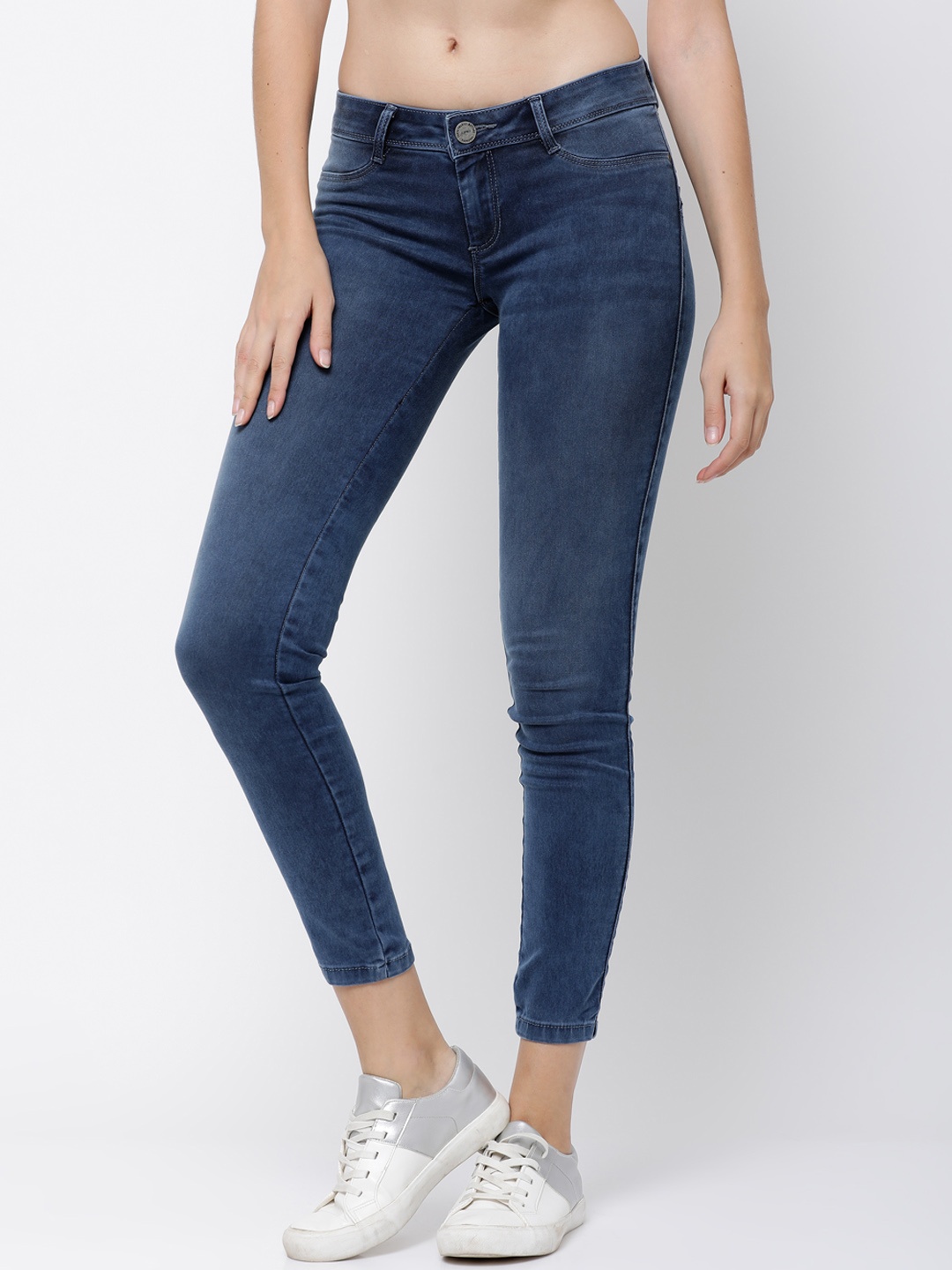 

Tokyo Talkies Women Blue Super Skinny Fit Mid-Rise Clean Look Stretchable Jeans