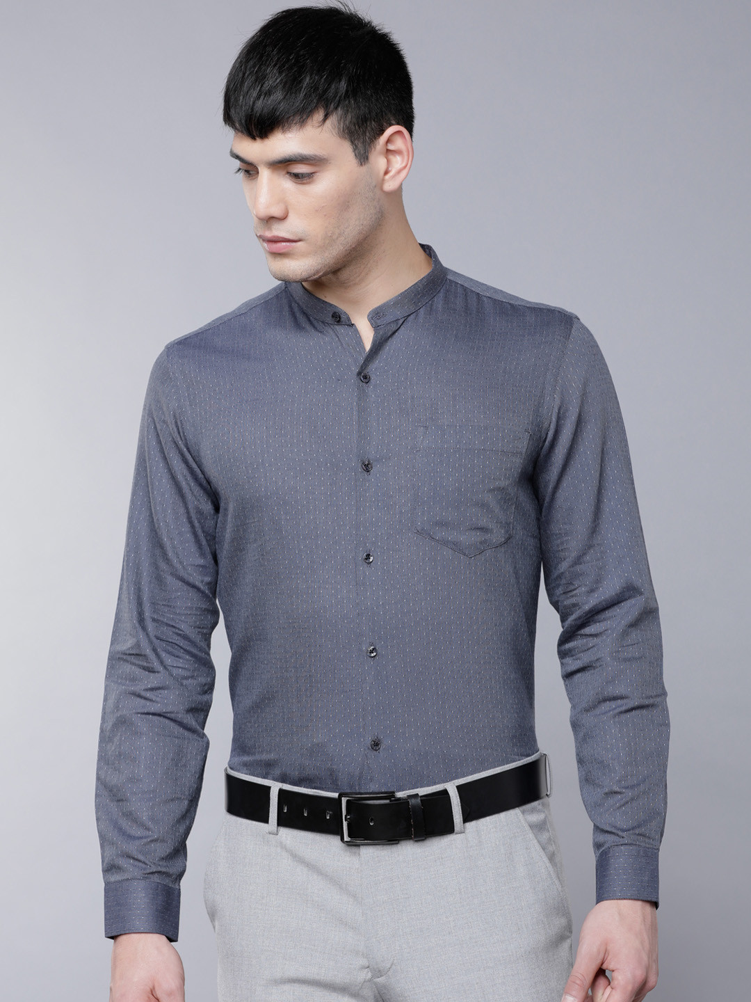 

Black coffee Men Grey Slim Fit Self Design Formal Shirt