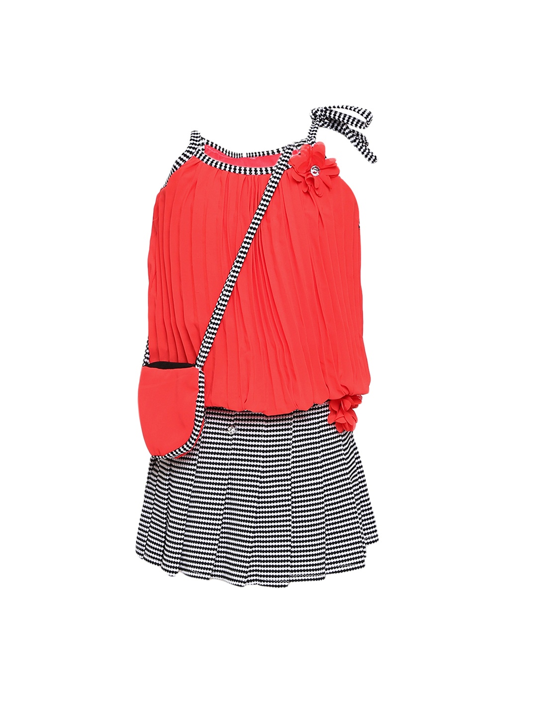 

Aarika Girls Red & Black Solid Clothing Set