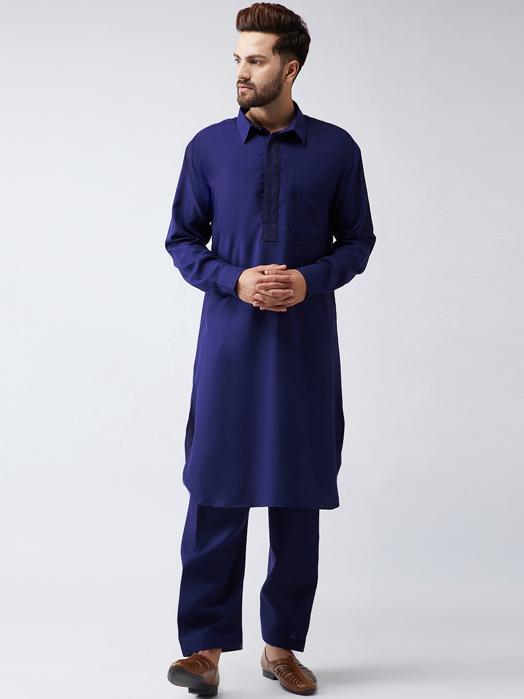 

SOJANYA Men Navy Blue Solid Kurta with Salwar