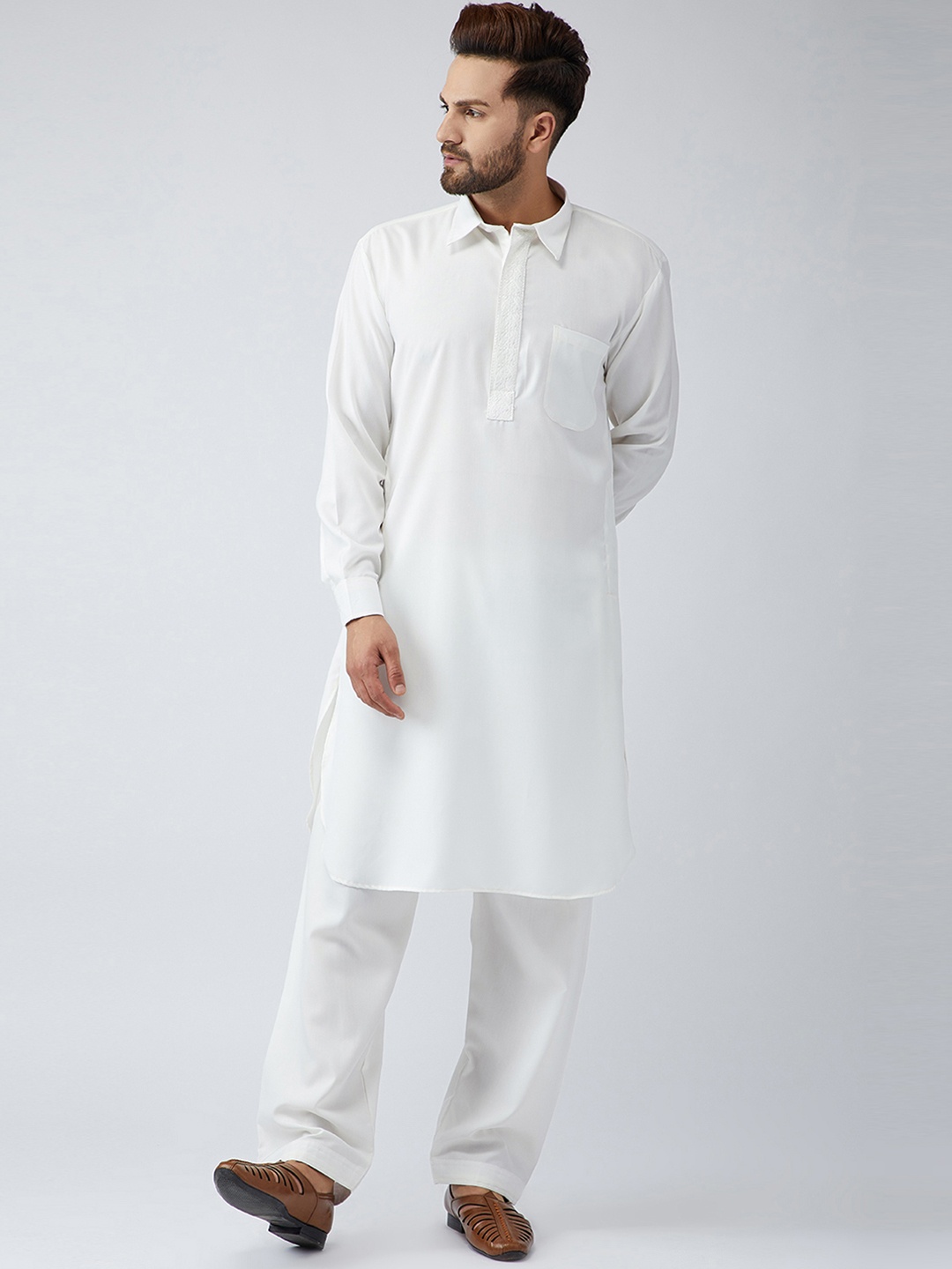 

SOJANYA Men White & Cream-Coloured Solid Kurta with Salwar