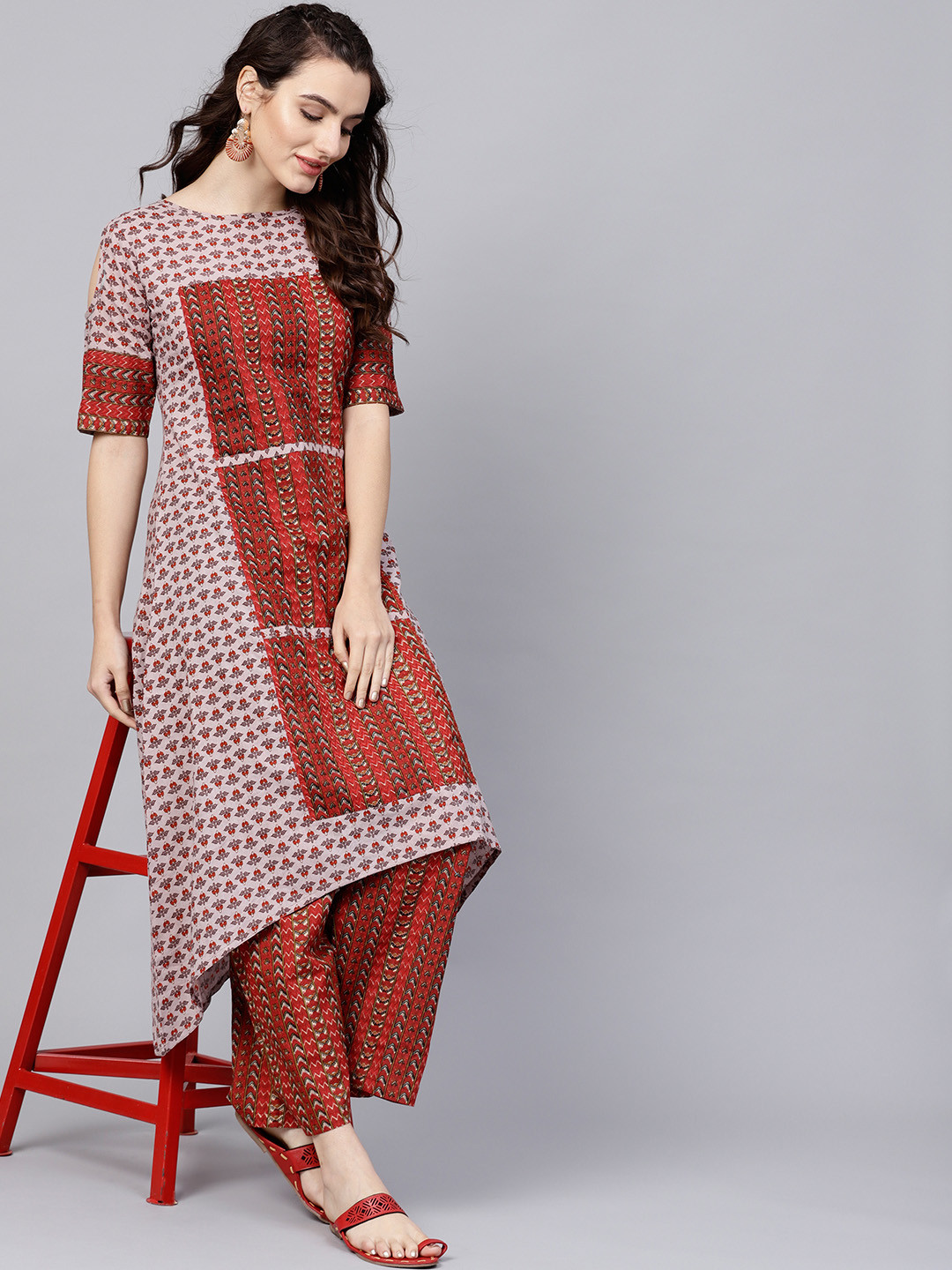 

Nayo Women Mauve & Rust Orange Printed Kurta with Trousers