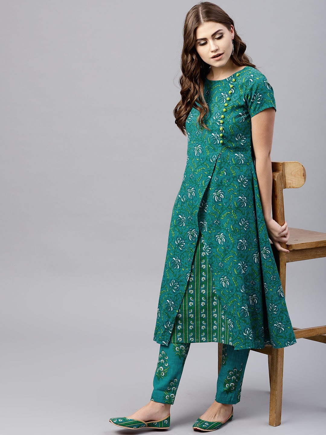 

AKS Women Green Layered Printed A-Line Kurta