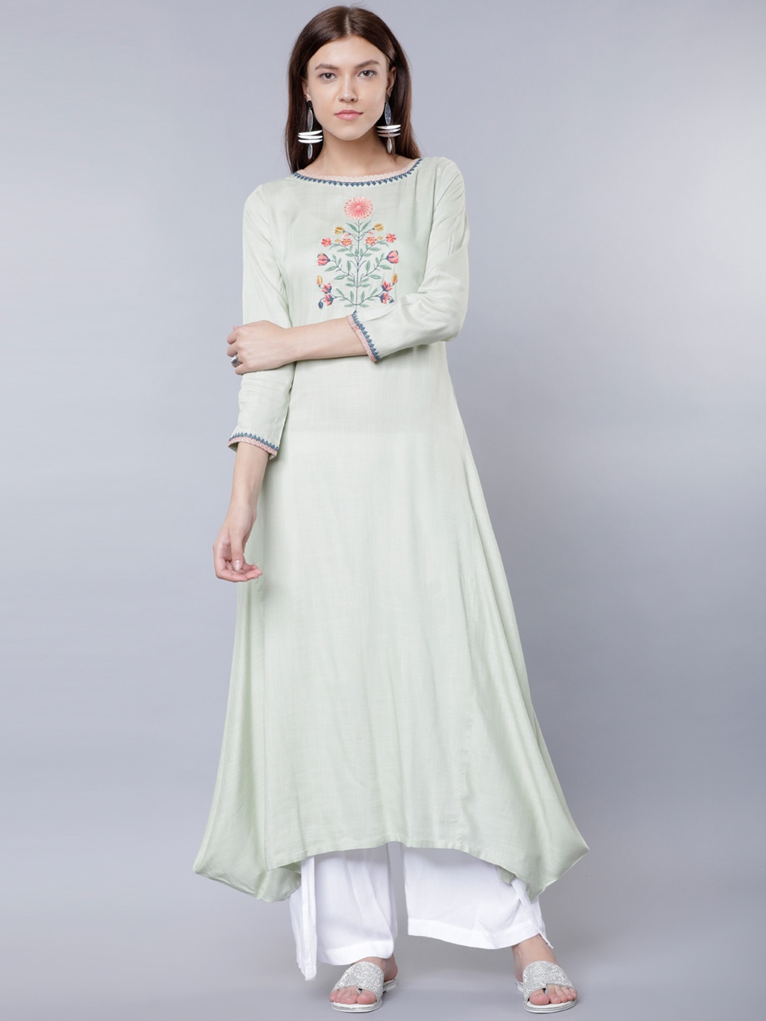 

Vishudh Women Green Embroidered A-Line Kurta