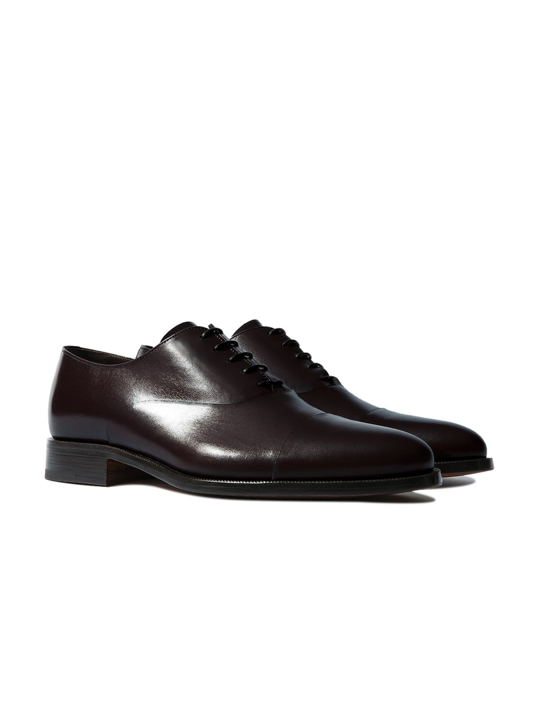 

Rapawalk Burgundy Handcrafted Standard Width Leather Oxfords, Black