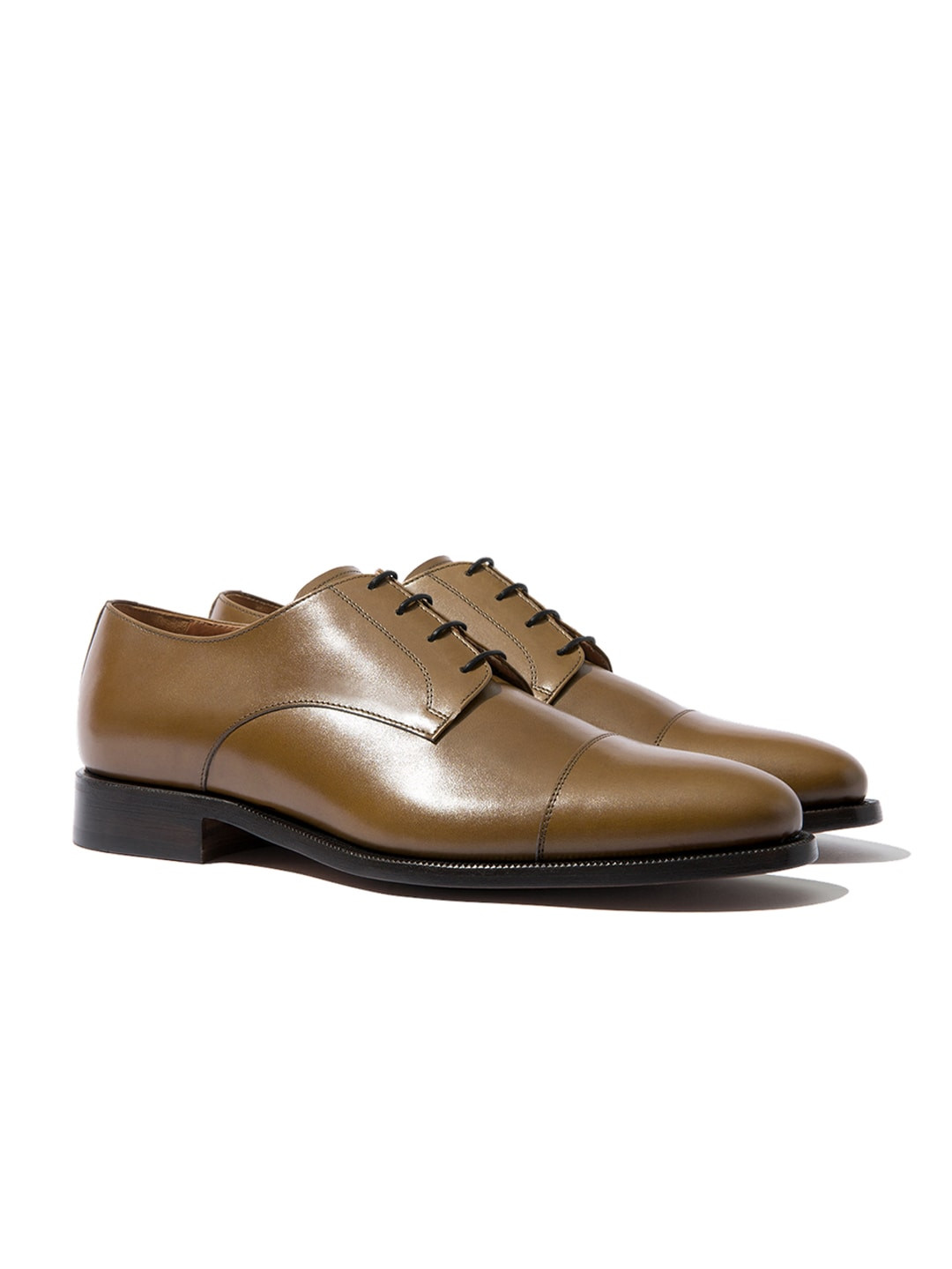 

Rapawalk Beige Handcrafted Standard Width Leather Derbys