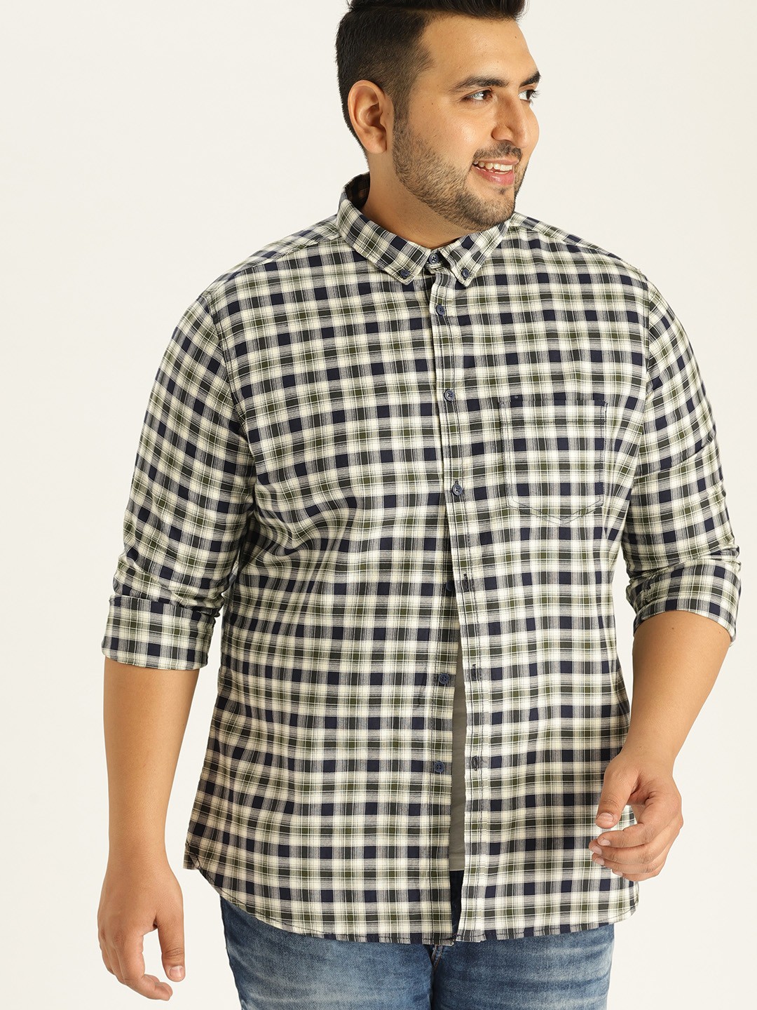 

Sztori Plus Size Men White Olive Green Checked Casual Shirt