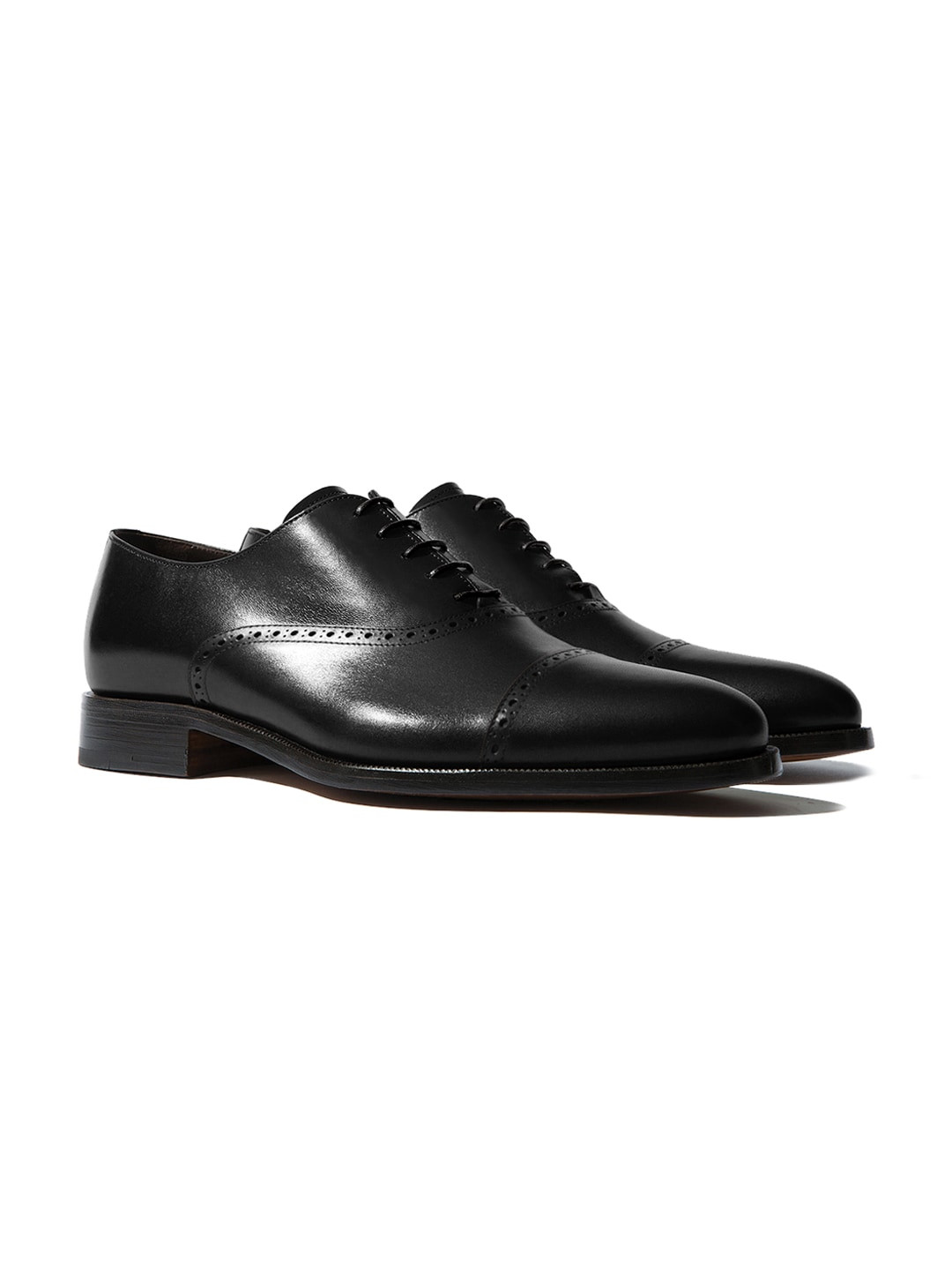 

Rapawalk Black Handcrafted Standard Width Leather Oxfords