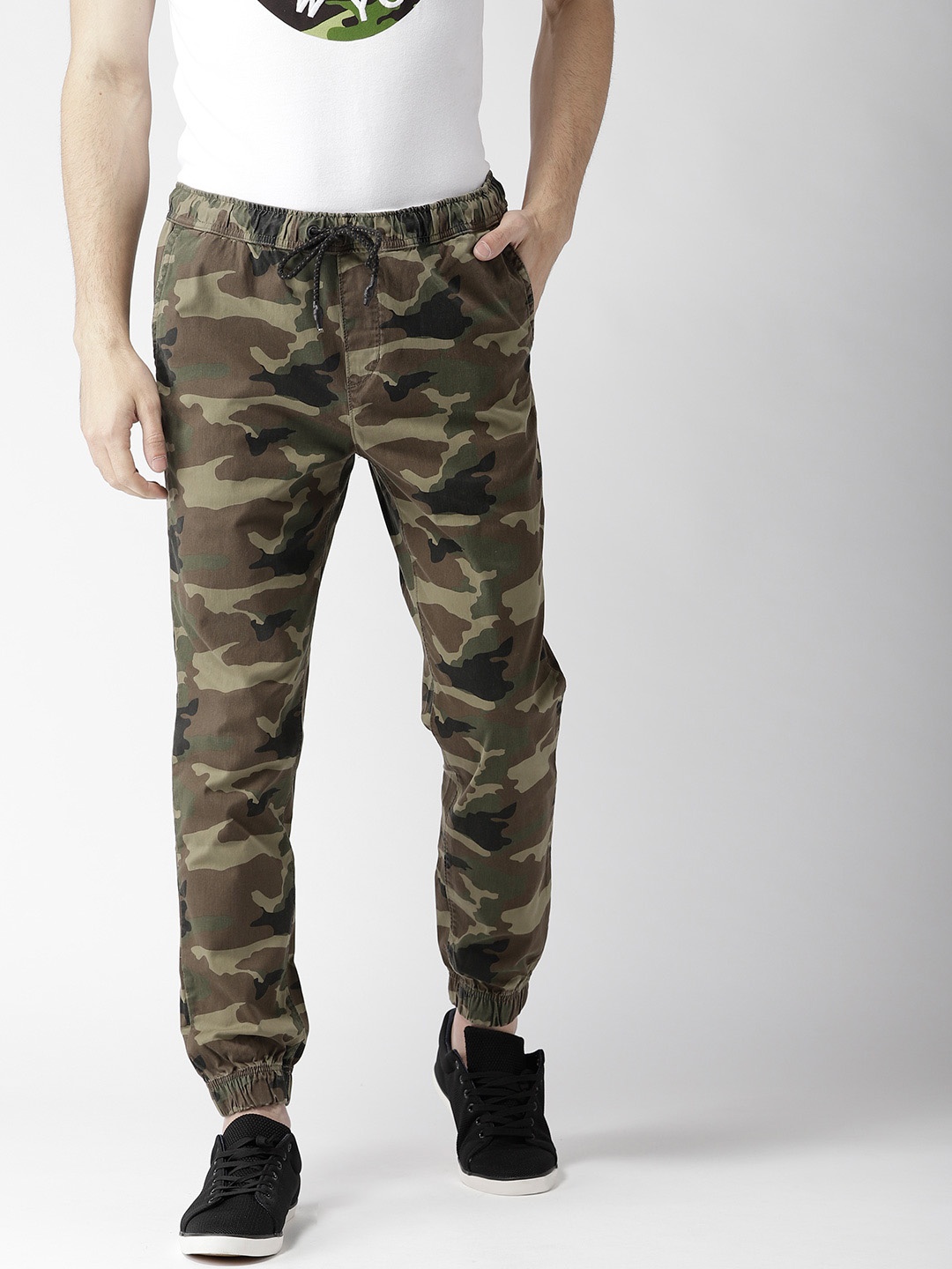 

Aeropostale Men Olive Green & Brown Regular Fit Camouflage Print Joggers