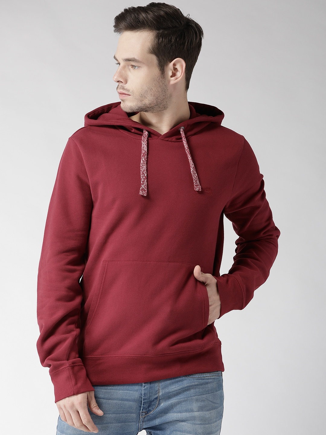 

Aeropostale Men Maroon Solid Hooded Sweatshirt
