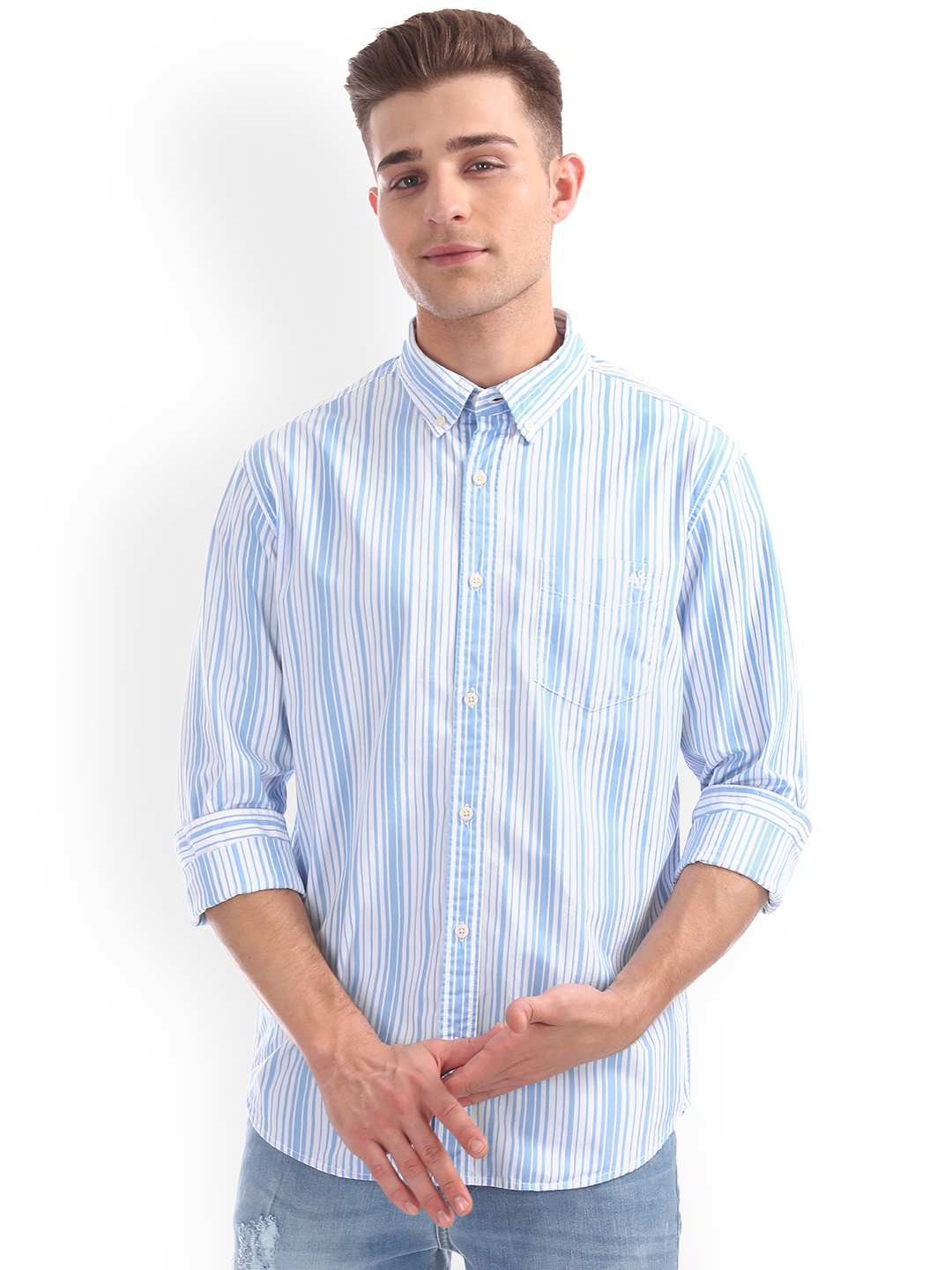 

Aeropostale Men White & Blue Slim Fit Striped Casual Shirt