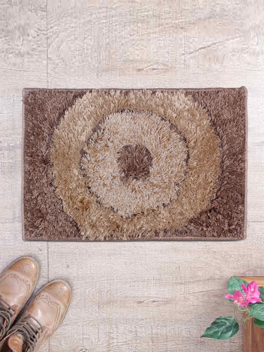 

ROMEE Gold-Coloured & Beige Geometric Rectangle Doormat