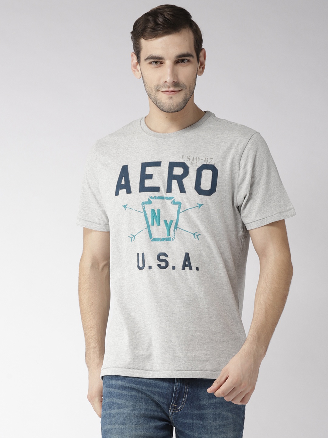 

Aeropostale Men Grey Melange Self Design Round Neck Pure Cotton T-shirt
