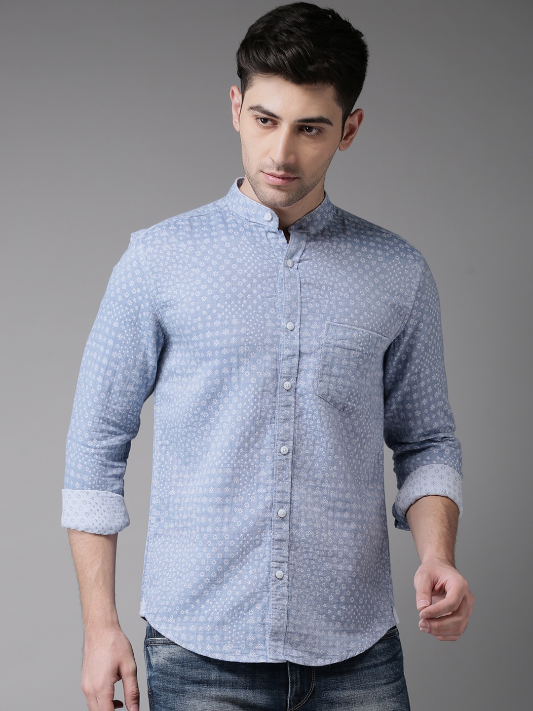 

Bene Kleed Men Blue Slim Fit Self Design Casual Shirt