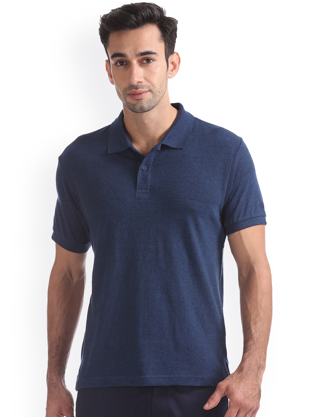 

IZOD Men Blue Solid Polo Collar T-shirt