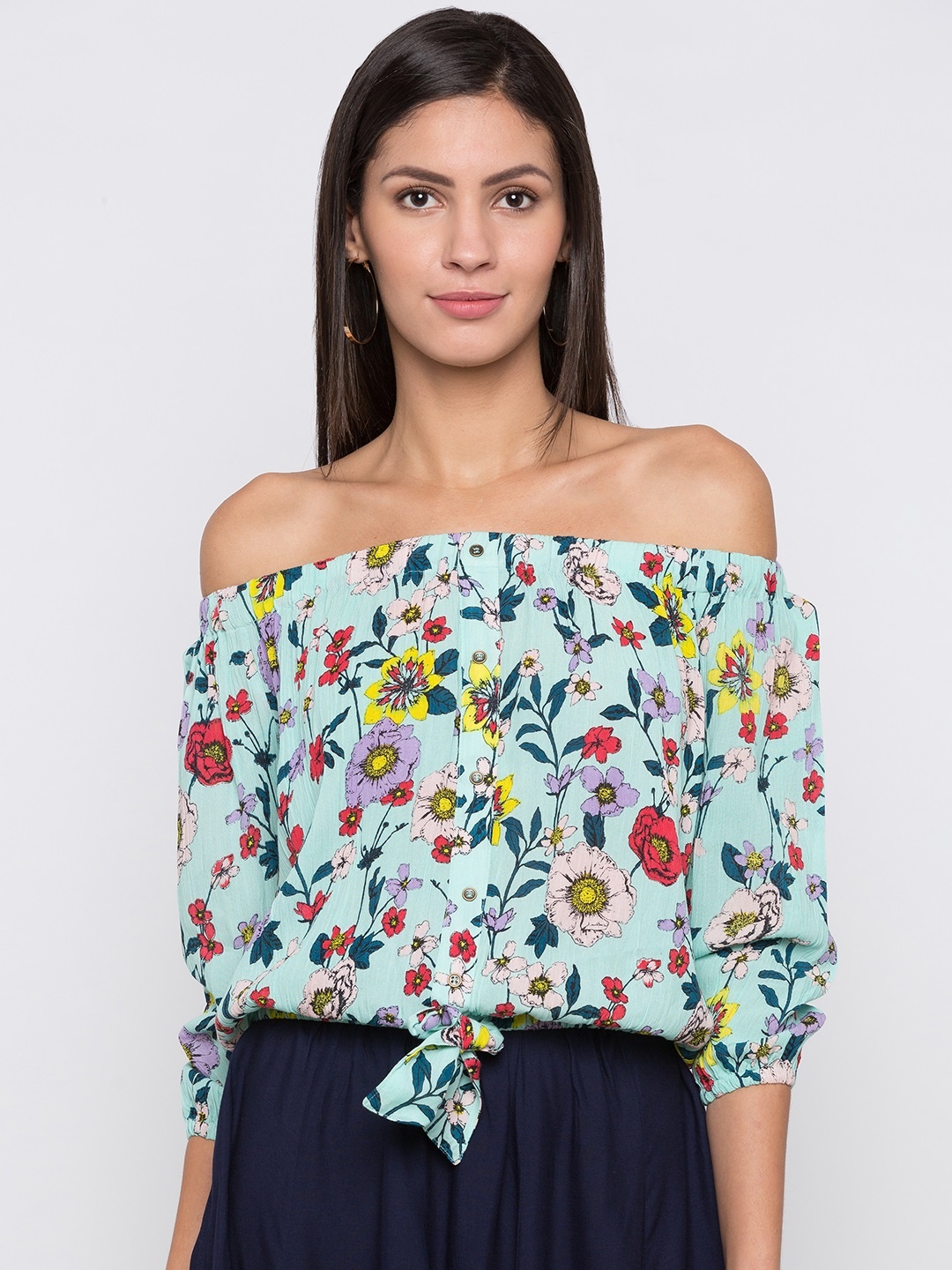 

Globus Women Green Printed Top