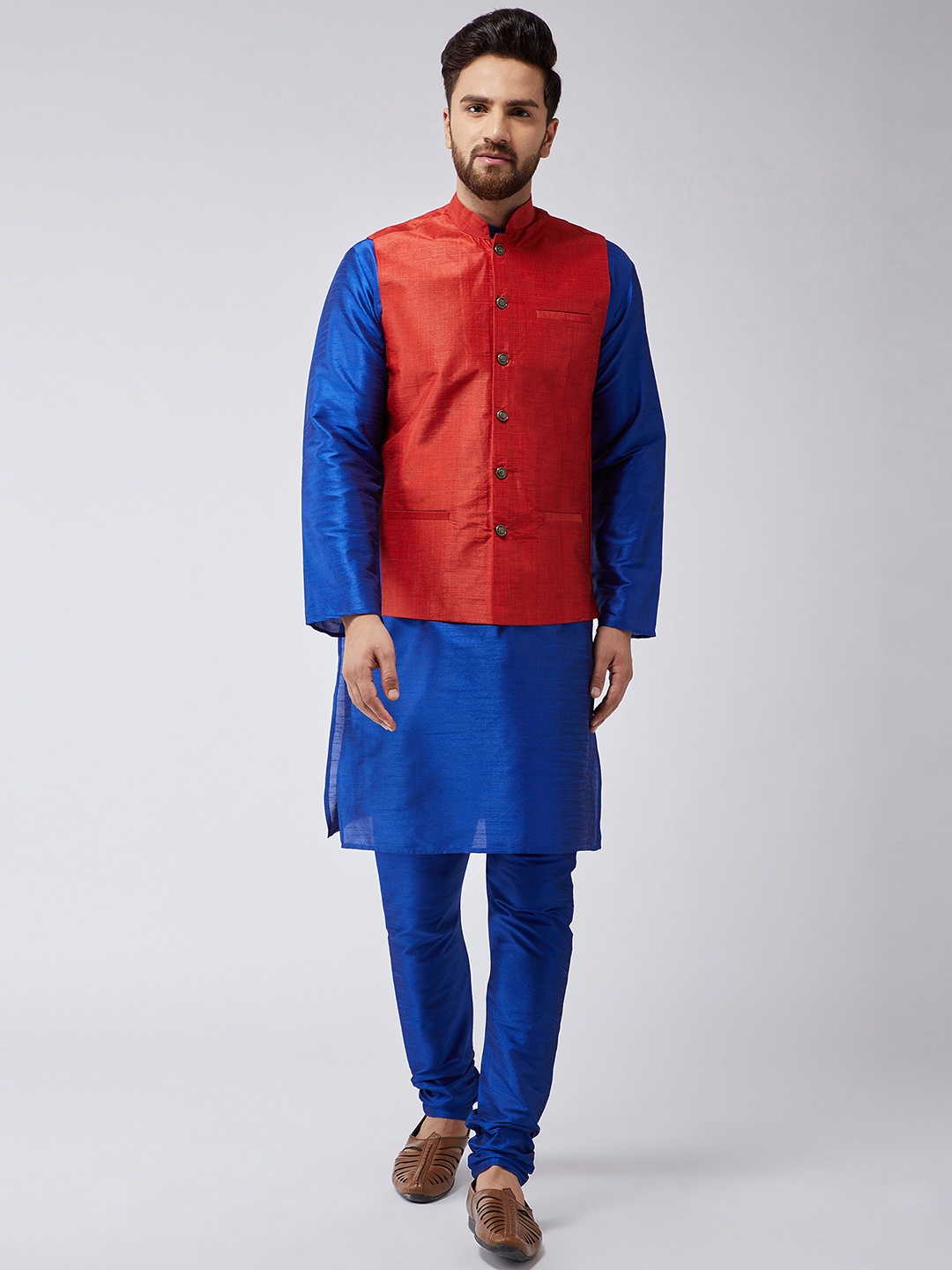 

SOJANYA Men Blue & Marron Solid Kurta with Churidar & Nehru Jacket