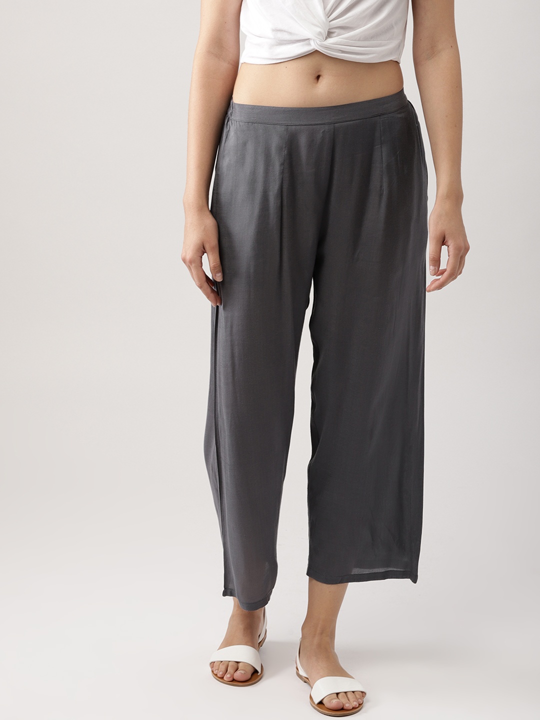 

Libas Women Charcoal Grey Solid Wide Leg Cropped Palazzos