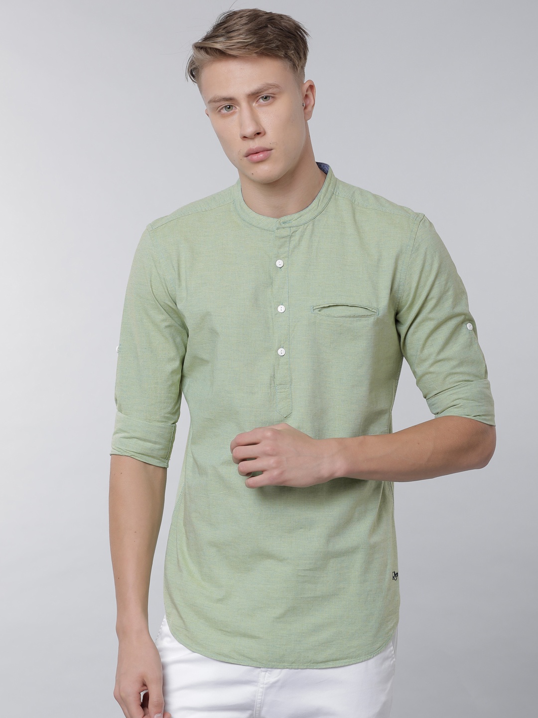 

LOCOMOTIVE Men Green Regular Fit Solid Casual Shirt