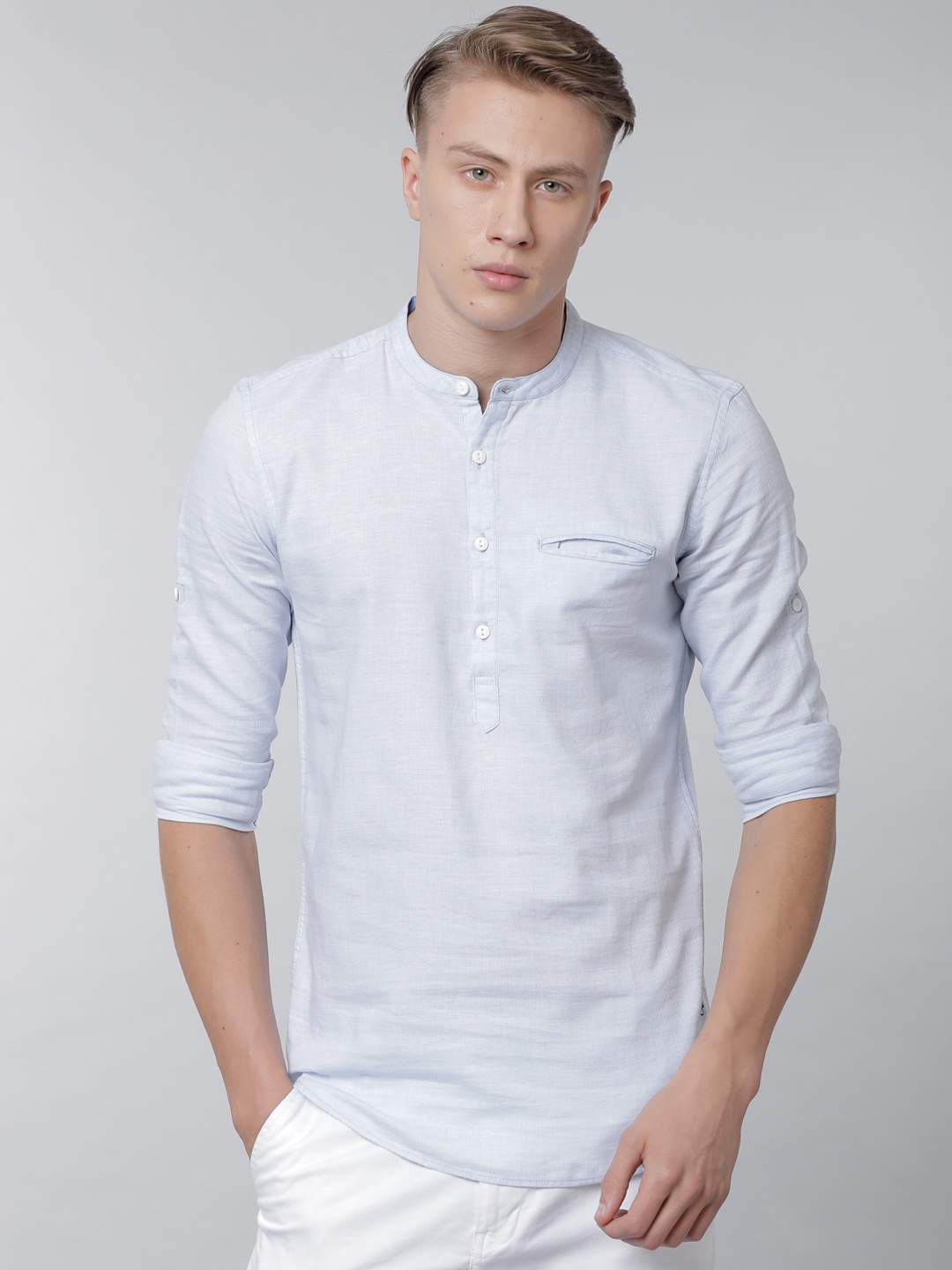 

LOCOMOTIVE Men Blue Regular Fit Solid Casual Shirt