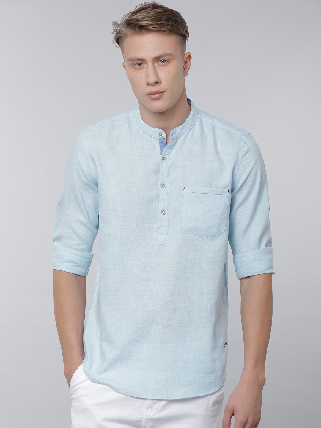 

LOCOMOTIVE Men Blue Regular Fit Solid Casual Shirt