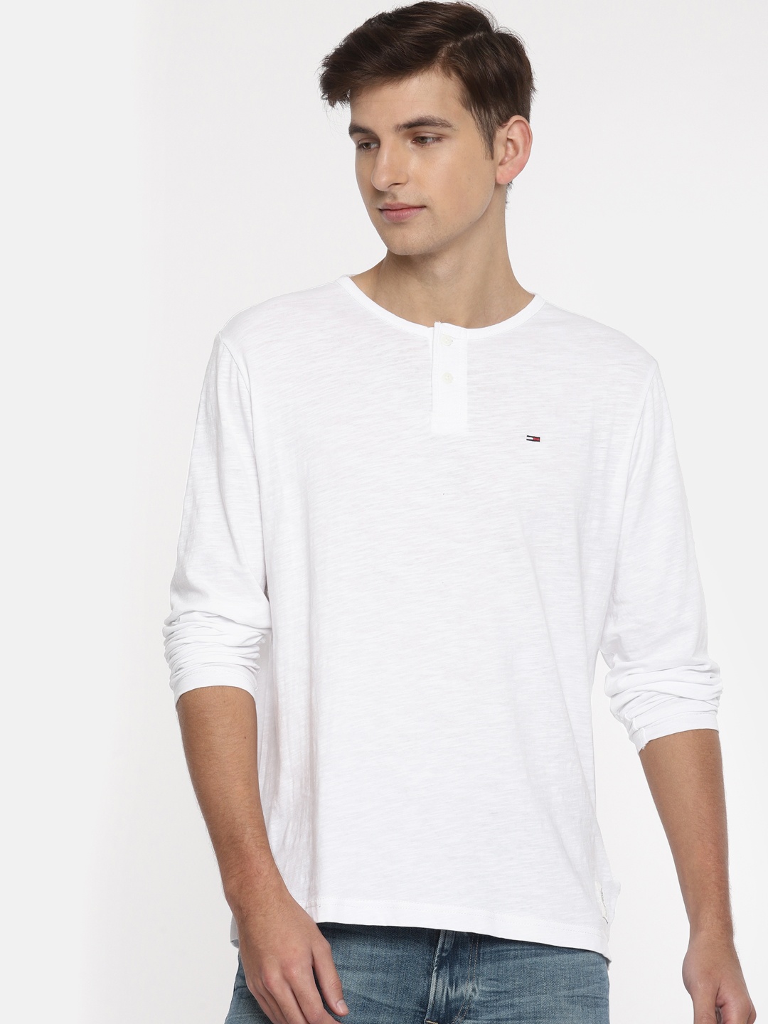 

Tommy Hilfiger Men White Solid Henley Neck Pure Cotton T-shirt
