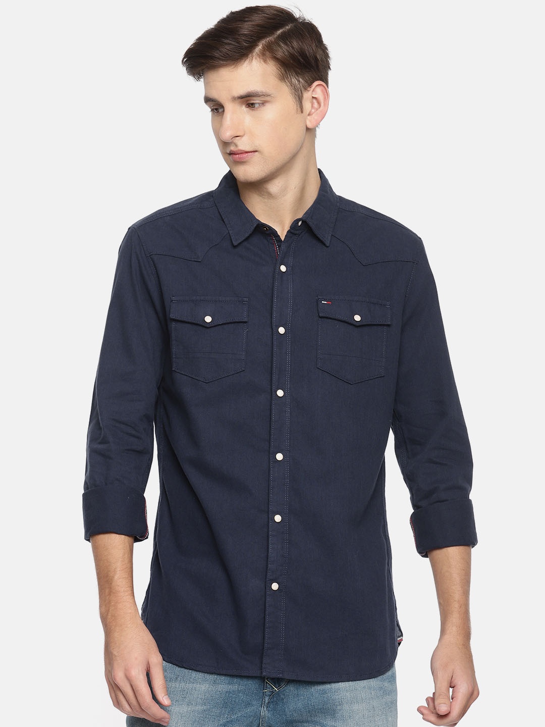 

Tommy Hilfiger Men Navy Blue Regular Fit Solid Casual Shirt