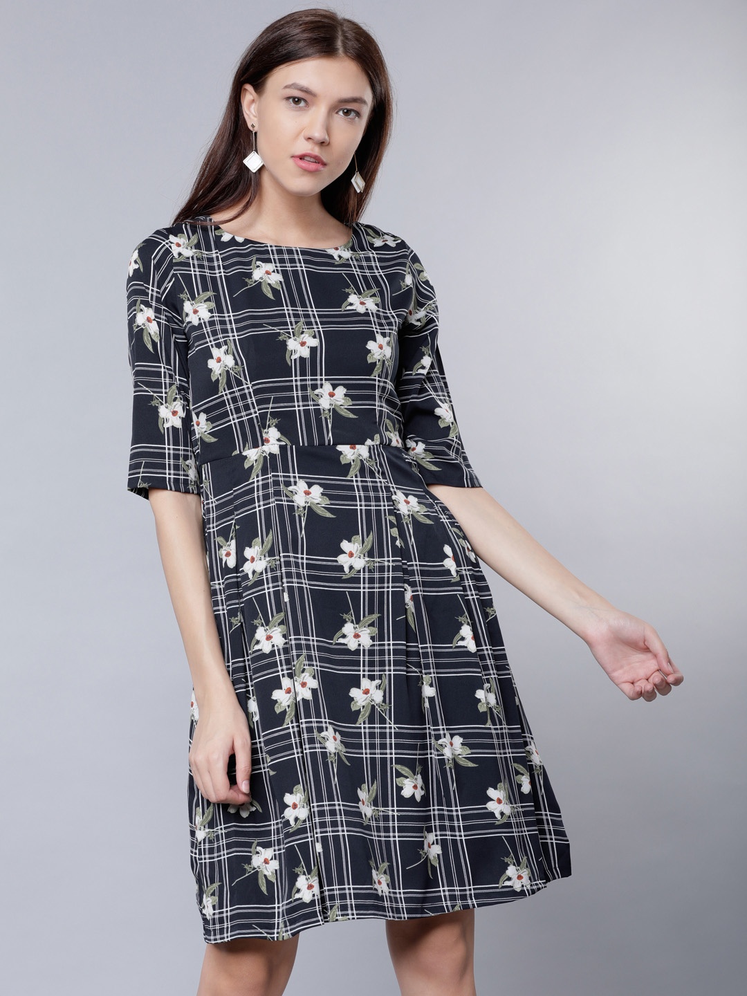 

Tokyo Talkies Women Navy Blue Printed Fit and Flare Dress
