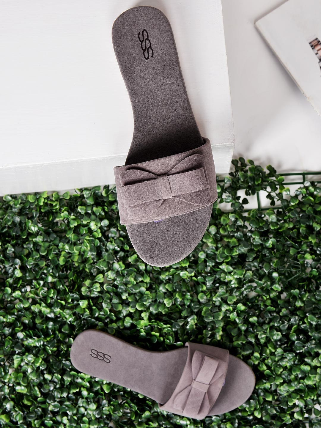 

Street Style Store Women Taupe Solid Open Toe Flats